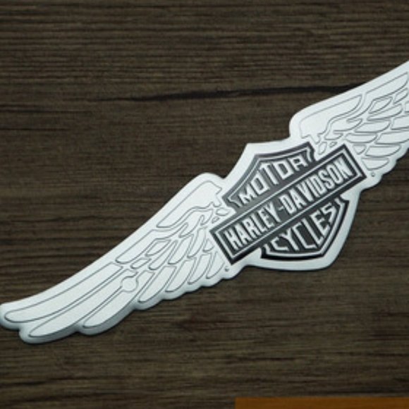Brand New Silver Harley-Davidson Aluminum Emblem Sti… - Picture 4 of 8